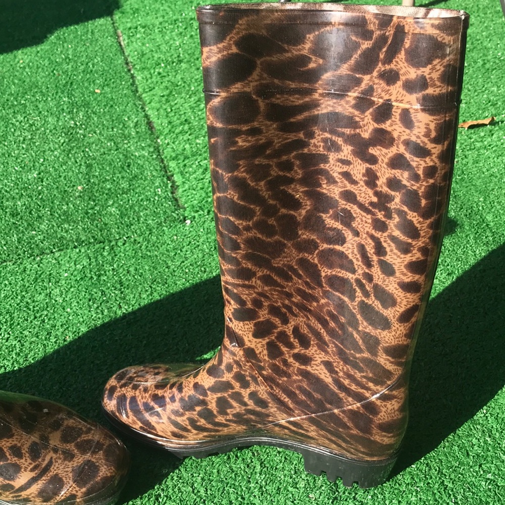 Brown rainboots Brand new leopard style
